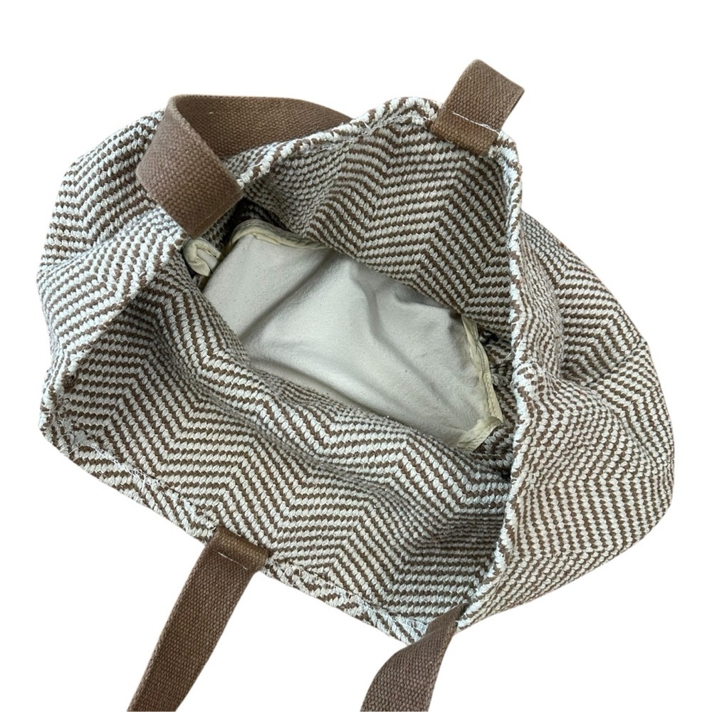Brown and cream herringbone pattern woven canvas tote bag - Picture 6 of 7